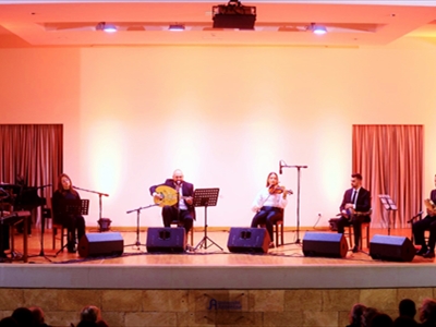 هيّاف ياسين يُبدع في النغم على مسرح الجامعة الأنطونيّة