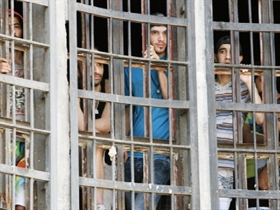 زادت 300 % بسبب الحرب: سجون لبنان مكتظة وتحولت إلى فنبلة موقوته