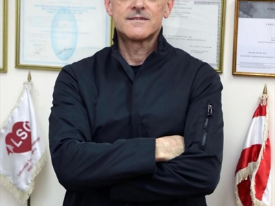 البروفيسور جورج غانم