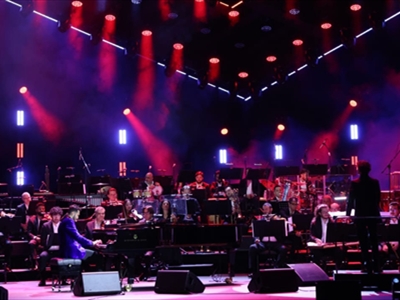 عمر الرحباني يُشعل الدوحة بـ«لبنانيَّات»: عبق بيروت يُلامس أوتار أوركسترا قطر الفيلهارمونية