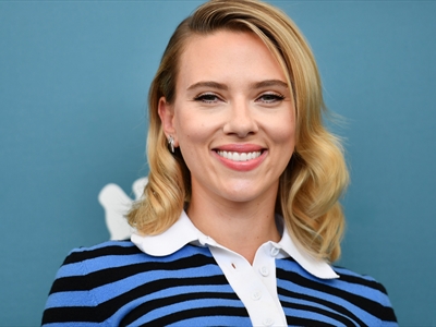 سكارليت جوهانسون: أول إخراج