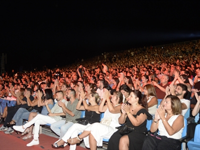 آدم يتألق في "أعياد بيروت"!