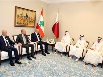 وخلال لقائه أمير دولة قطر