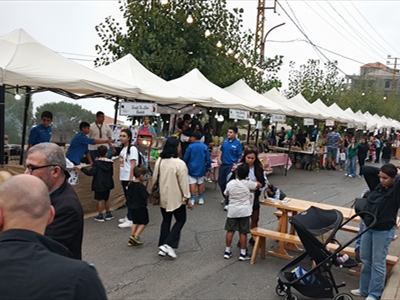 سوق بسكنتا حيث يعرض المنتوجات القروية