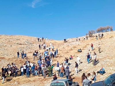 تشرين يلهب غابات لبنان بنار الحرائق والمشاحر  ومبادرات وطنية مبتكرة للري والتحريج