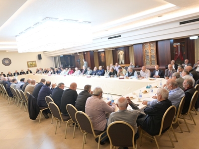 جانب من المشاركين في اللقاء