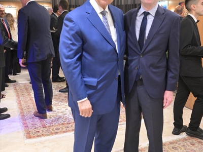 مخزومي أولم على شرف ديفيد هيل: بناء الدولة يبدأ بنزع سلاح الميليشيات