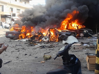 القصف الذي استهدف ساحة الدوير وأدى الى سقوط شهيد وجرحى (تصوير: سامر وهبي)