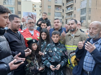 وقفة وفاء لشهيدي الإطفاء في الميناء… مطالبات بإنصاف العائلات وغياب رسمي يثير الاستغراب