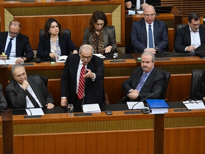 الرئيس سلام يرد على مداخلة احد النواب