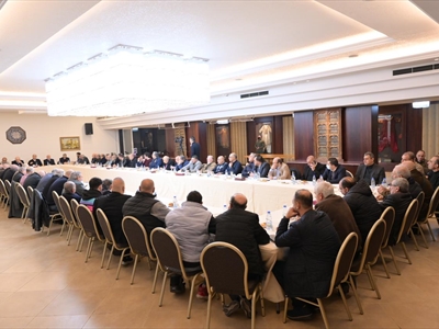 جانب من المشاركين في اللقاء (محمد الساحلي)