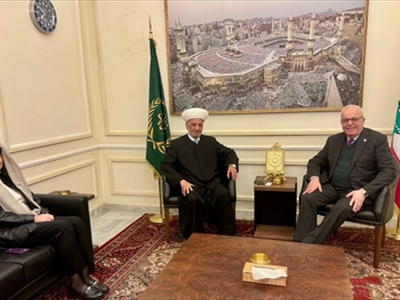 المفتي دريان مستقبلاً الدكتور سنو وطبارة