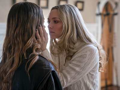 السيدة - سايفريد، والخادمة - سويني