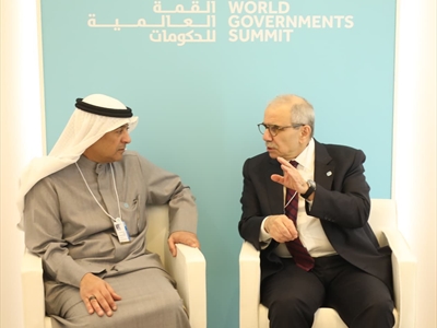 الرئيس سلام خلال اجتماعه بالأمين العام لمجلس التعاون الخليجي