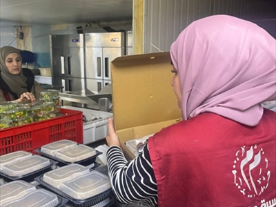 مؤسَّسة مخزومي تدعم الصائمين من «مطبخ الخير» وتستقبل دفعة من برنامج خطوة للأمام