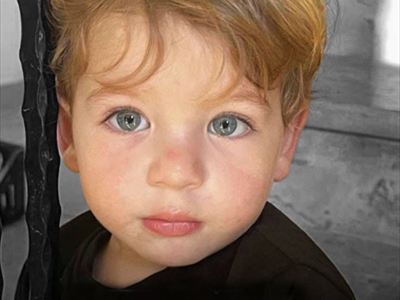 .. وولده الطفل الشهيد علي جابر