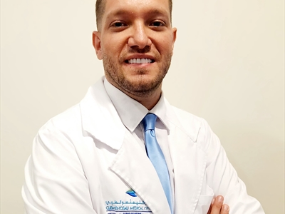 الدكتور أحمد برجاوي اخصائي أمراض جلدية وتجميل