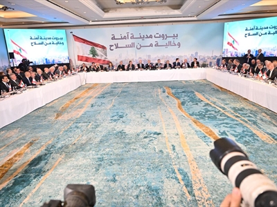 جانب من المشاركين في مؤتمر بيروت (محمود يوسف وطلال سلمان)