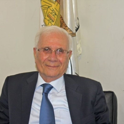 صفوح منجّد