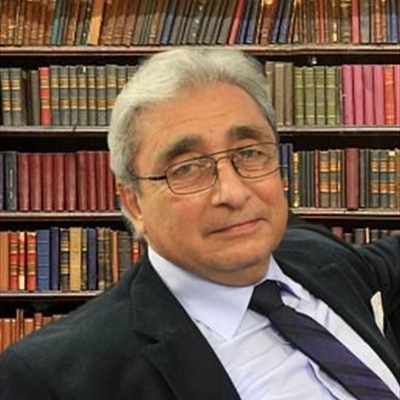 الدكتور وجيه فانوس