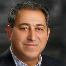 نضال منصور