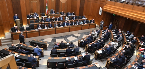 تعطيل مجلس النواب الإصلاحات المالية؟