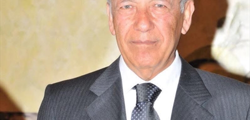 عدنان مروّة.. رمز العطاء والإنسانية