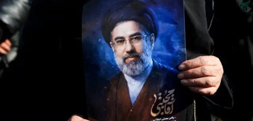 بعد تنصيب “خامنئي الابن”.. ماذا لو سقط نظام الملالي؟