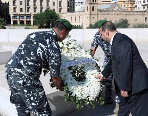 إحياء الذكرى 13 لإستشهاد اللواء الحسن.. «مراسم وأكاليل زهر»  وشهادات سياسية بمناقبية الشهيد: سقط دفاعاً عن لبنان