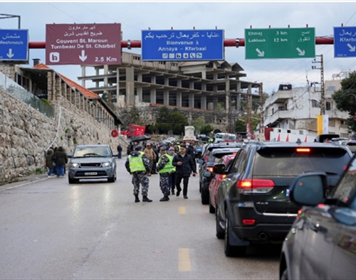 عنايا تتحضر وحشود في مار شربل بانتظار وصول البابا