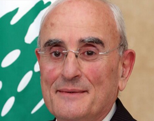 هكذا ردّ منسى على “علاقة أفراد الجيش بأحزاب وتنظيمات”؟