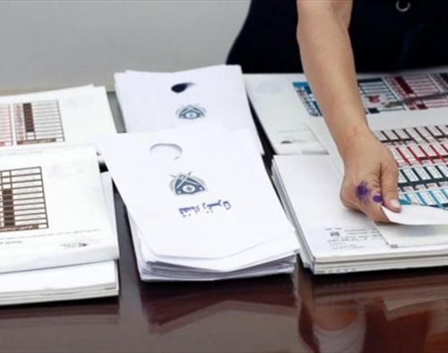 هل تلقت الوزارة طلبا من الخارج بتأجيل الانتخابات؟