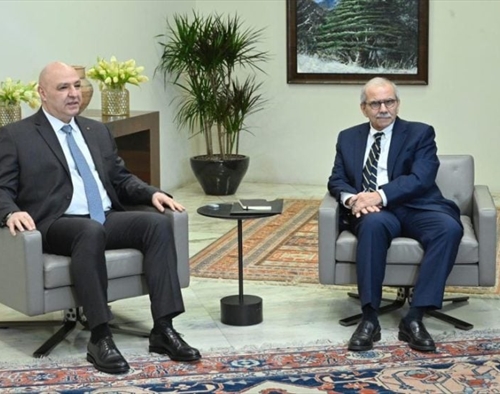 عون وسلام وقعا مرسوم دعوة مجلس النواب الى عقد استثنائي