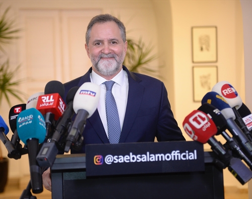 صائب سلام يعلن ترشّحه للانتخابات عن الدائرة الثانية: بيروت لا تريد جبهات ومتاريس بل «كتاف تشيلها»