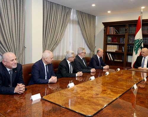 عون: بسط سلطة القانون وتطبيق حصرية السلاح لا رجوع عنهما