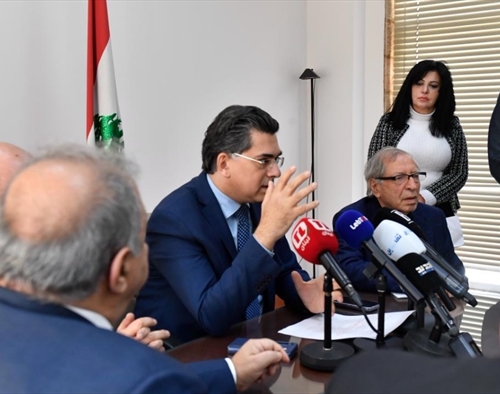 مرقص يؤكِّد في لقاء تشاوري تبنِّي خمسة مبادىء للإعلام