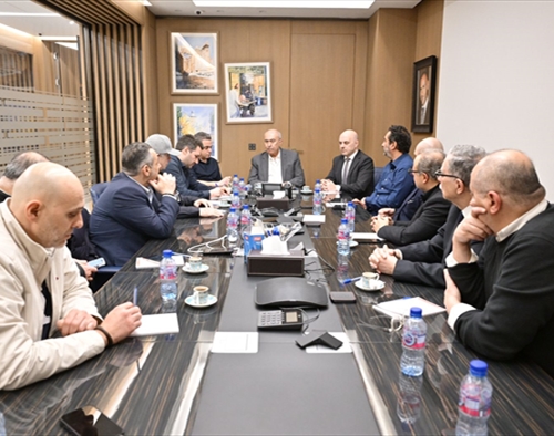 اجتماع طارئ لعدد من نواب العاصمة وفعاليات بيروتية في مكتب مخزومي