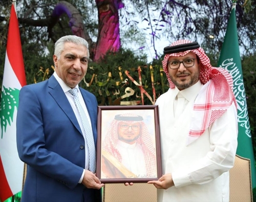 بخاري التقى عبود ورستم وتنويه بمواقف المملكة