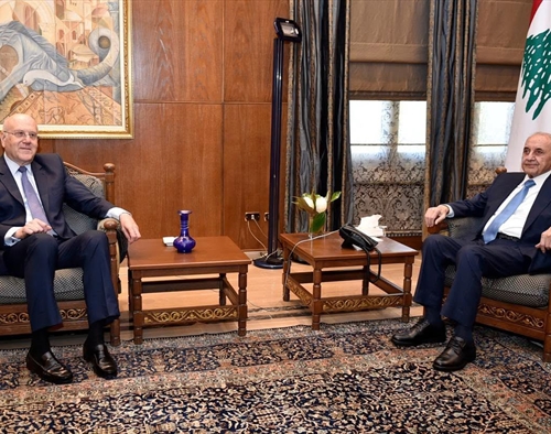 بري عرض مع ميقاتي وناصر الدين المستجدات