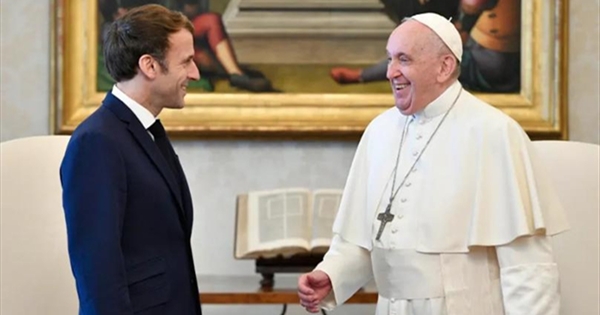 La France et le Vatican sont sur le point de neutraliser la présidence.  Vont-ils réussir ?  |  politique