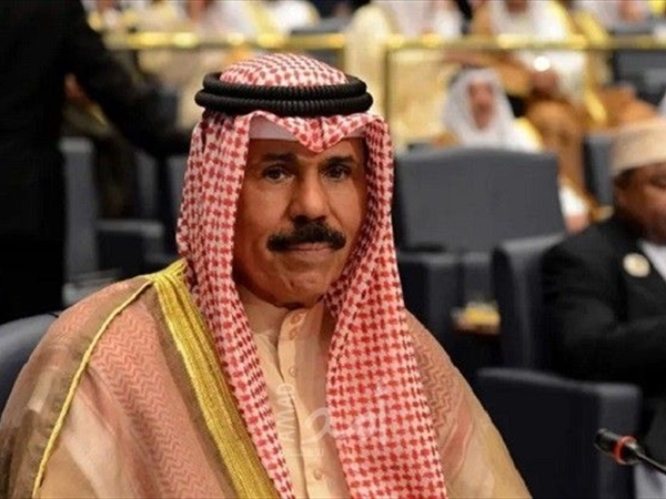 أمير الكويت يعيّن وزيرين  جديدين للداخلية والدفاع