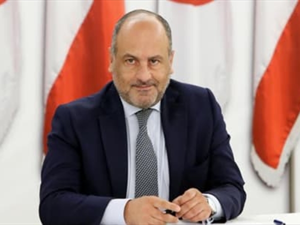 بو عاصي لبرّي: "شو قصّة هالطائفية معك"؟