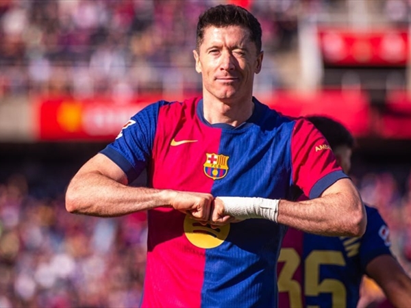 ليفاندوفسكي يقود برشلونة لاستعادة فارق الـ3 نقاط امام ريال مدريد..
