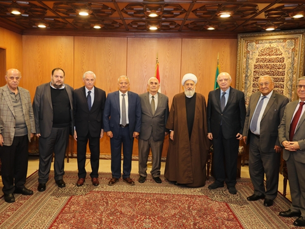 الخطيب استقبل وفد «اللـواء»: التعويل على الدولة في حماية اللبنانيين