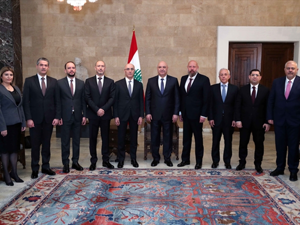 عون للمحافظين: طبّقوا القانون وحاربوا الفساد بعيداً عن الضغوطات