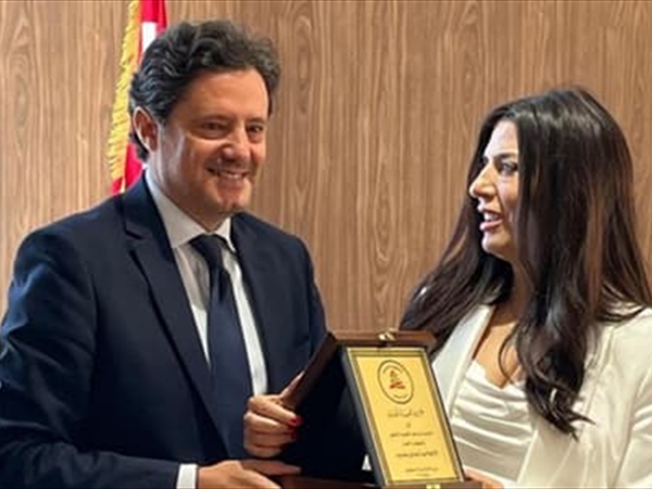 مكاري ينعى هدى شديد: سنفتقد قلمك الصائب وإطلالتك الجميلة