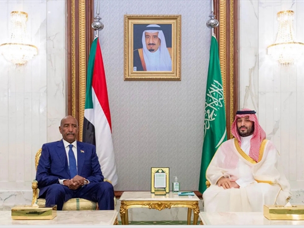 بن سلمان والبرهان يبحثان مستجدات السودان