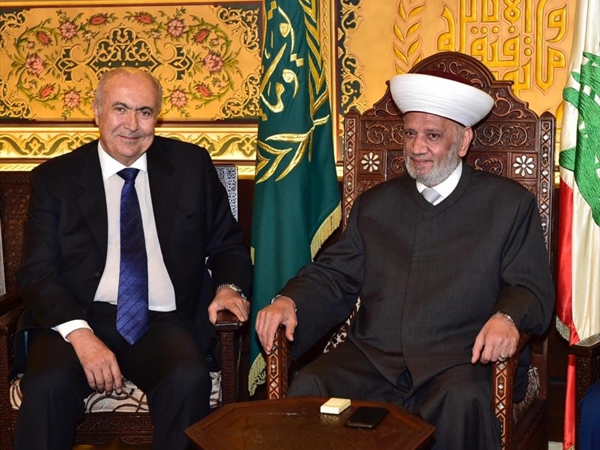 مخزومي بعد لقاء دريان: المطلوب من أهل بيروت التوافق على لائحة تُحافظ على المناصفة