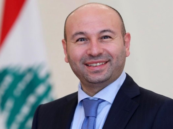 هو وهي 12-4-2025