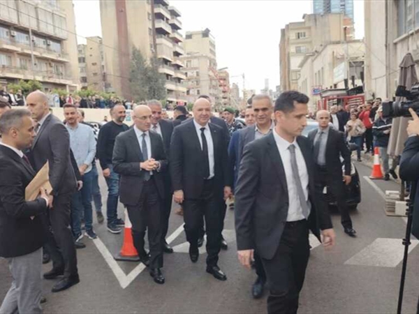 عون فجأة في النافعة: من يغطّي الفساد هو شريك فيه..."أي غلط بتبلّغونا"